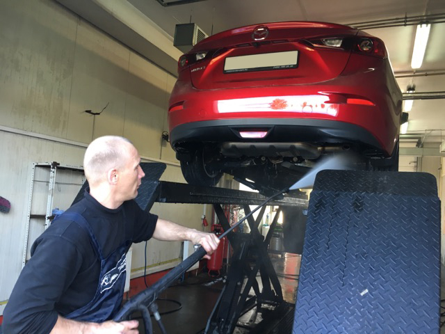 Мойка днища, мойка днища автомобиля в Нарве, мойка днища автомобиля, мойка днища автомобиля на подъемнике, мойка днища в Нарве, мойка днища цена, мойка днища на подъемнике в Нарве, автоматическая мойка днища, мойка днища авто  цена, мойка двигателя мойка днища, мойка днища авто цена, мойка днища авто, мойка днища автомобиля цена, мойка днища авто , мойка днища цена, мойка днища автомобиля на подъемнике, мойка днища микроавтобуса